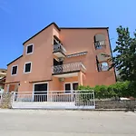 Apartment Susy Pula