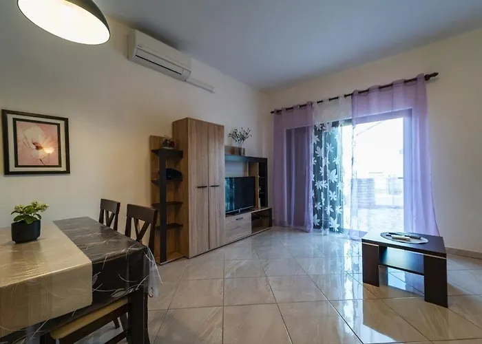 Апартаменти Susy Пула